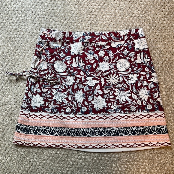 Abercrombie and Fitch Mini Skirt Size 0 - Picture 1 of 5